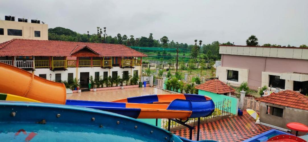 Siriki Resorts Srungavarapukota Exteriér fotografie